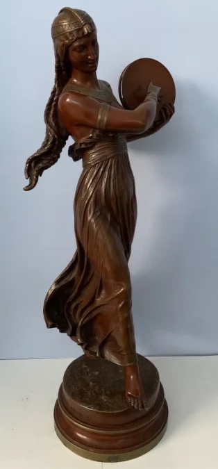La Danseuse Au Tambourin , Bronze Signé Bourgeois -