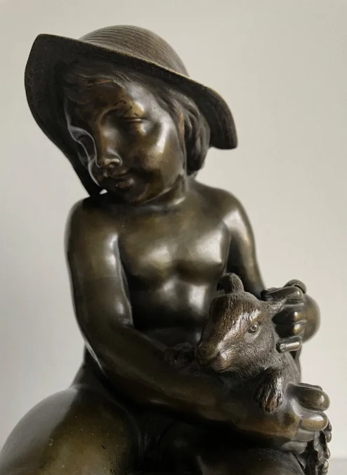 L Enfant Et Le Lapin , Sculpture En Bronze.
