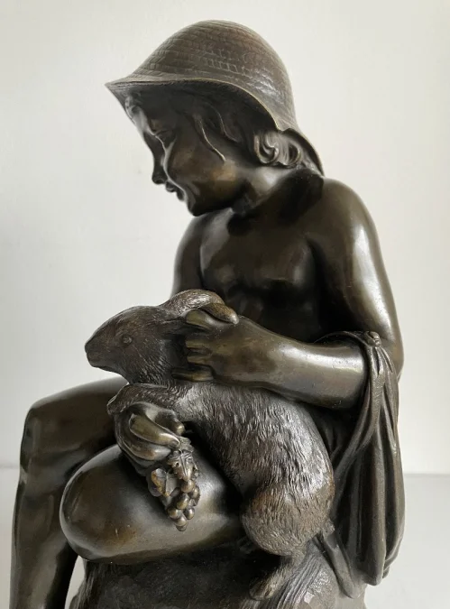 L Enfant Et Le Lapin , Sculpture En Bronze.