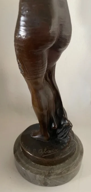 La Jeune Femme Et Le Crabe , Sculpture En Bronze