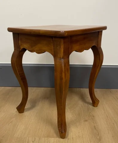 Petite Table  Basse D Appoint En Noyer