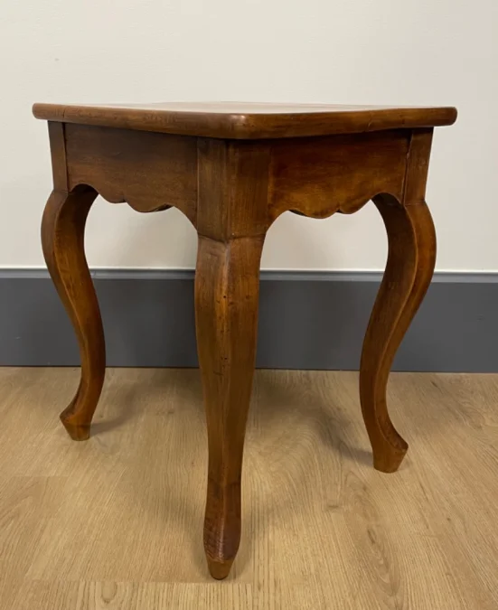 Petite Table  Basse D Appoint En Noyer