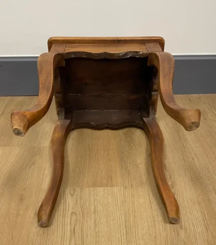 Petite Table  Basse D Appoint En Noyer