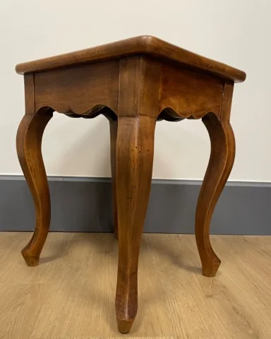 Petite Table  Basse D Appoint En Noyer