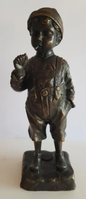 BRONZE FIGUURE