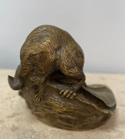 La Souris Et L Huitre , Sujet En Bronze