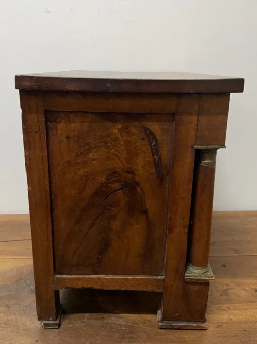 Commode De Maitrise En Noyer De Style Empire -