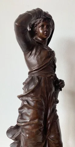 Bronze Représentant La Pêche Au Coquillage Signé Charles Anfrie