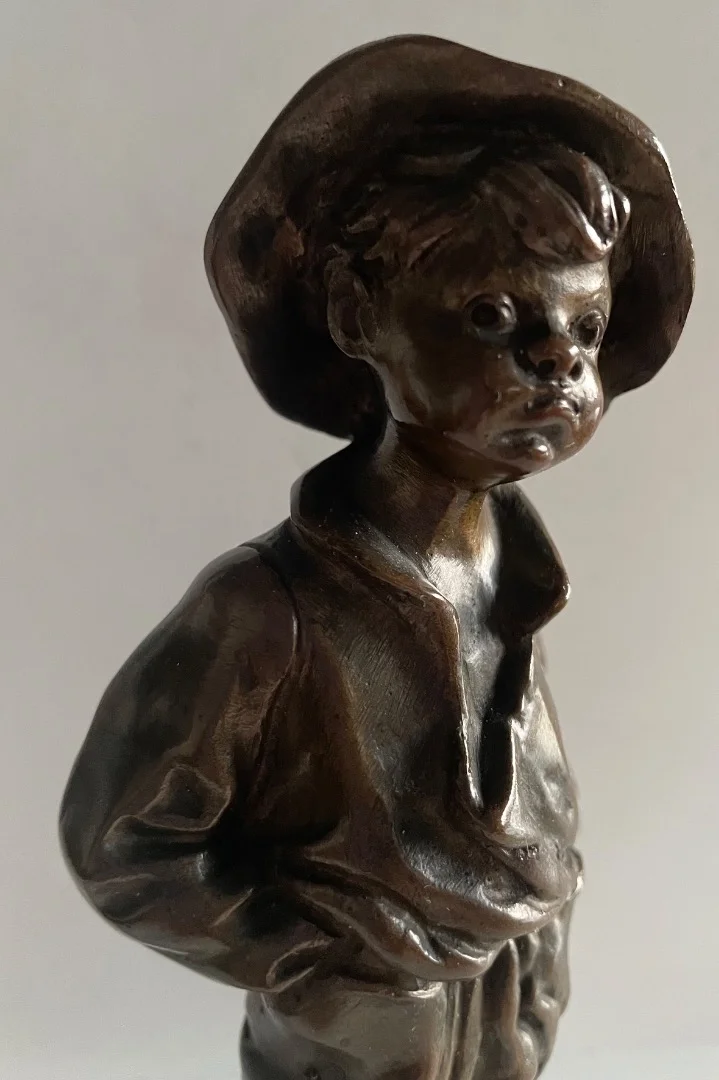 " Poulbot " Sujet En Bronze Signé L.KLEY
