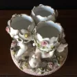 Groupe De Chérubins En Porcelaine