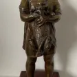Sculpture En Bronze Représentant Une Petite Fille Et Son Chat