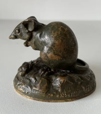 Petite Souris En Bronze