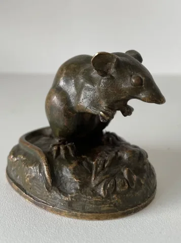 Petite Souris En Bronze