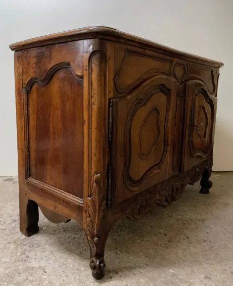 Buffet bas Provençal Ajouré En Noyer