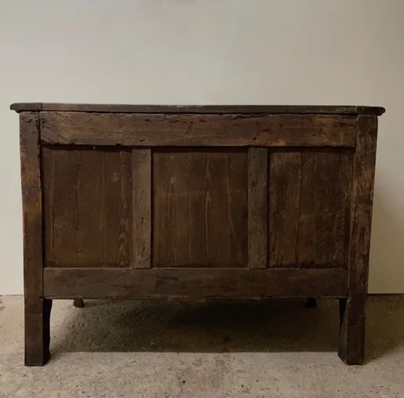 Buffet bas Provençal Ajouré En Noyer