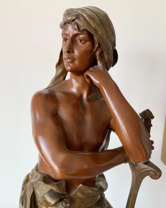 Sculpture En Bronze Représentant David Vainqueur