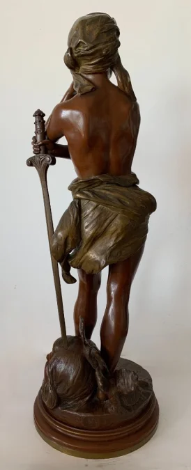 Sculpture En Bronze Représentant David Vainqueur