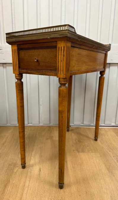 Table D Appoint De Style Louis XVI -