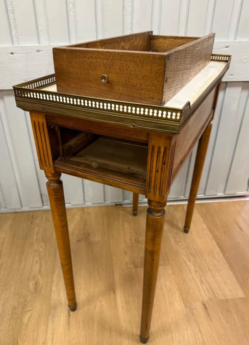 Table D Appoint De Style Louis XVI -