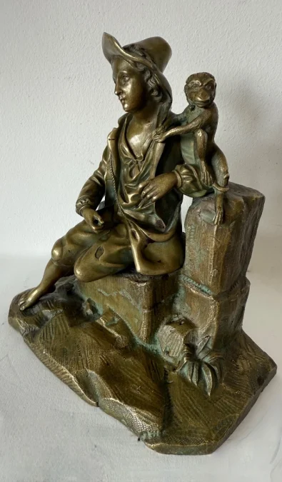 Le jeune saltimbanque et son singe , sujet en bronze