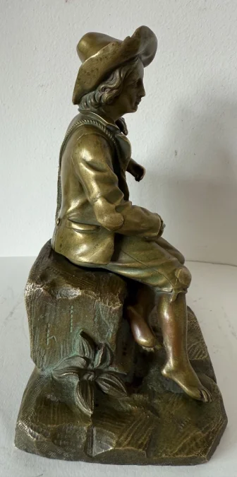 Le jeune saltimbanque et son singe , sujet en bronze