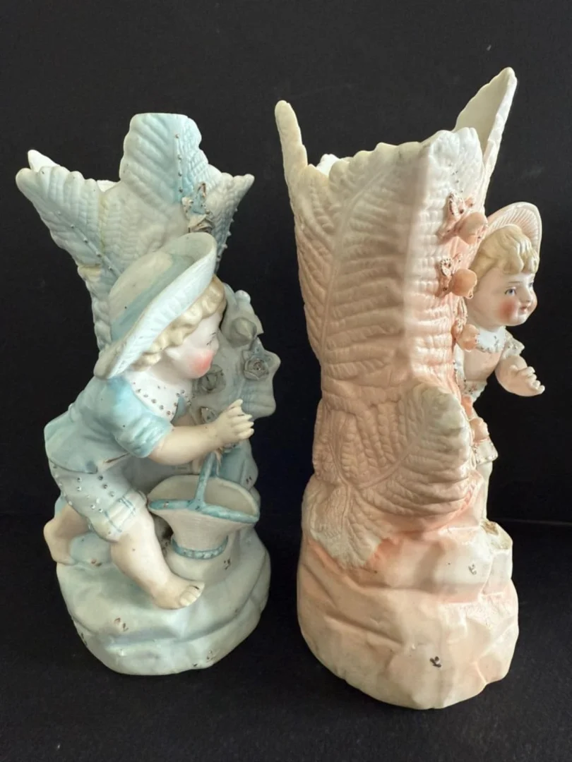 paire de petits vases bleu et rose