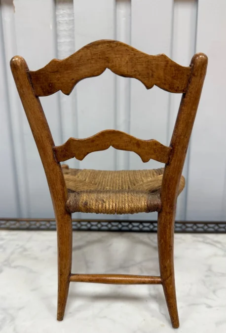 Petite chaise de maitrise