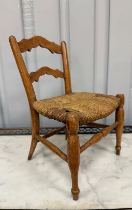 Petite chaise de maitrise