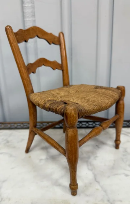Petite chaise de maitrise