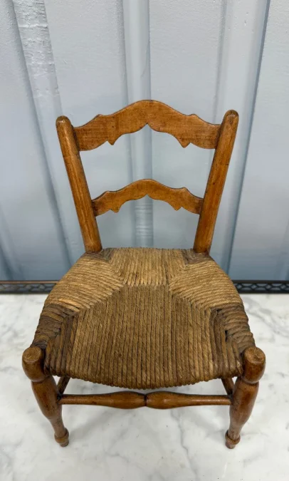 Petite chaise de maitrise