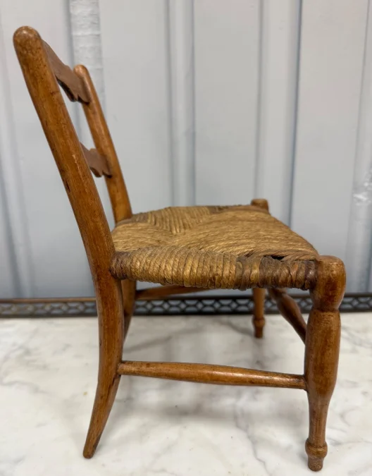 Petite chaise de maitrise