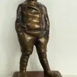 le petit tyrolien  , sujet en bronze