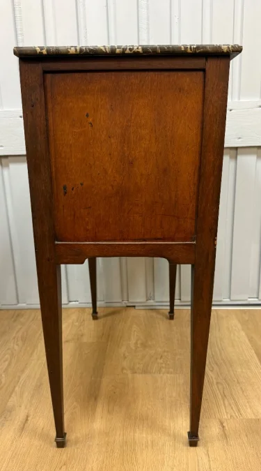 Table chiffonnière en noyer