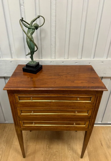 Table chiffonnière de style Louis XV