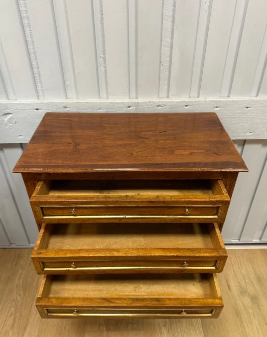 Table chiffonnière de style Louis XV