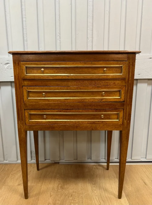 Table chiffonnière de style Louis XV