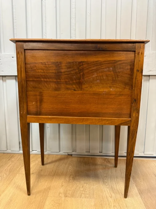 Table chiffonnière de style Louis XV