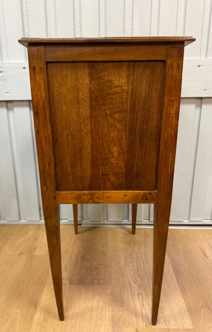 Table chiffonnière de style Louis XV