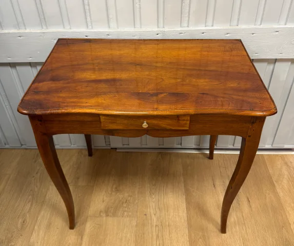 Schrijftafel in Louis XV-stijl in noten — Uitstekende staat