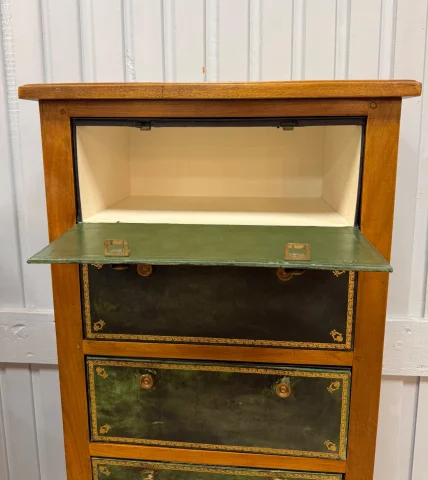 Cartonnier im Louis-XVI-Stil — Guter Zustand