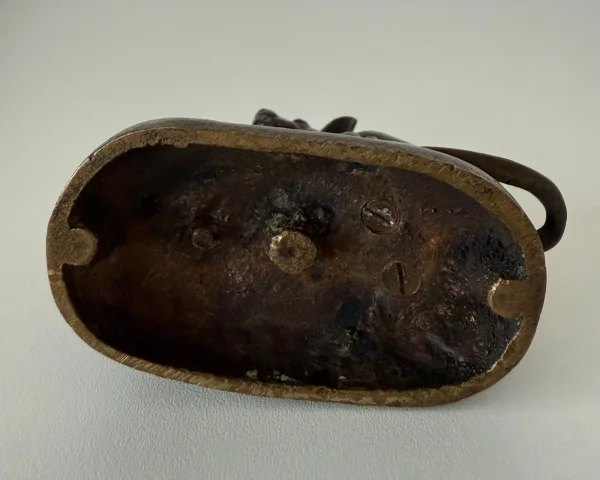 Mouse and Walnut, bronze sculpture — Very good condition