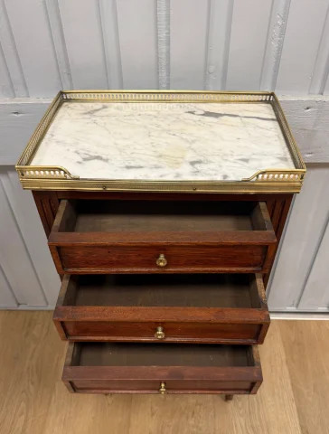 Chiffonnière-Tisch im Louis-XVI-Stil — Restauré