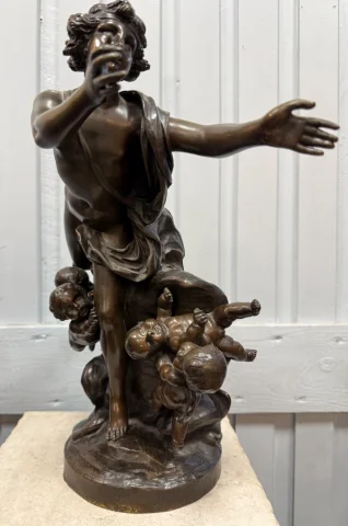 Bronze Cupido mit Putti, signiert Clodion — Guter Zustand