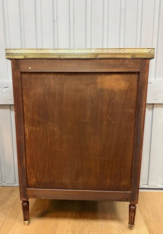 Klein Louis XVI-stijl mahonie entre-deux buffet