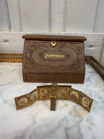 Small masterpiece stationery box — Good condition