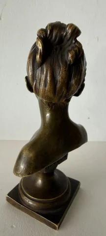 Kleine Bronzeskulptur, signiert Houdon, Gießerei Susse — Befriedigender Zustand