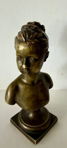 Kleine Bronzeskulptur, signiert Houdon, Gießerei Susse — Befriedigender Zustand