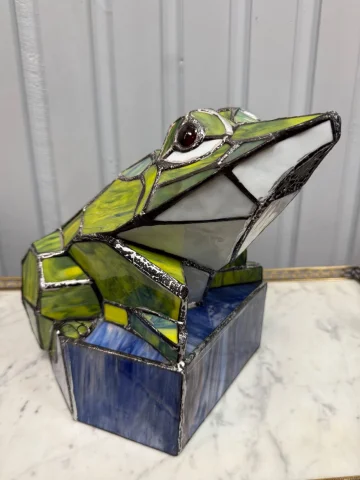 Frog lamp