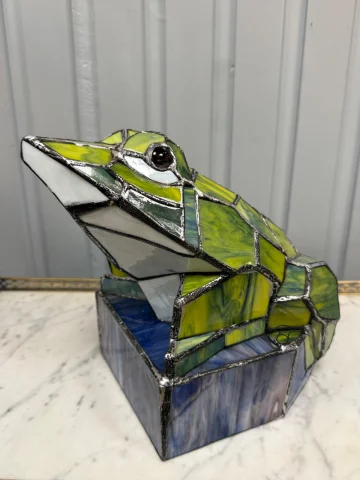 Frog lamp
