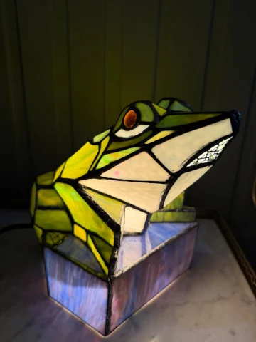 Frog lamp